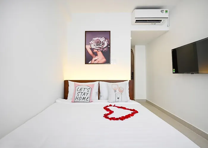 Saigon Hotel & Apartment